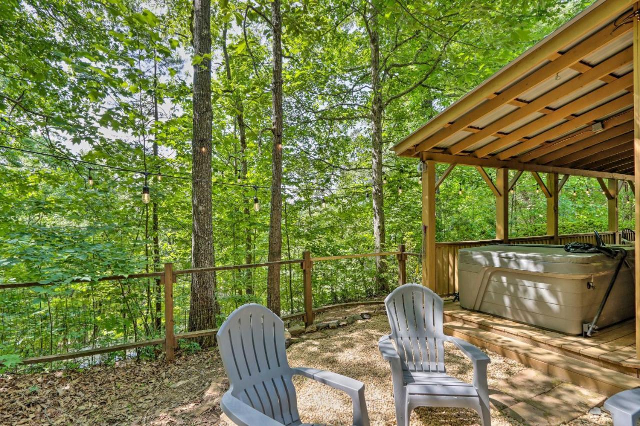 Bumblebee Cottage Murphy Retreat With Hot Tub Salem المظهر الخارجي الصورة