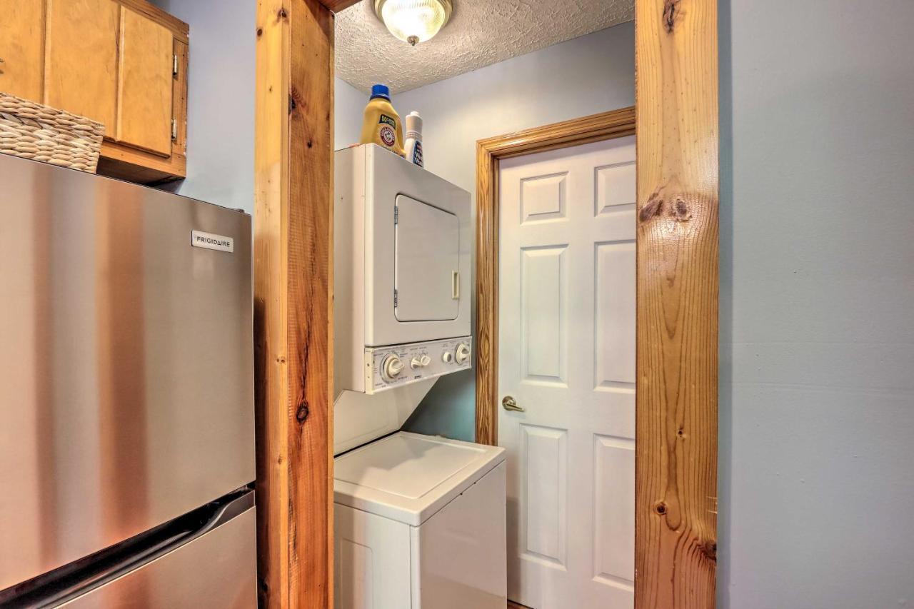 Bumblebee Cottage Murphy Retreat With Hot Tub Salem المظهر الخارجي الصورة